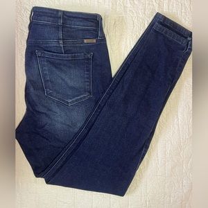 KanCan Estilo Jeans Size 29